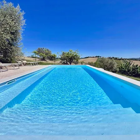 Rustic Escape With Dream Pool Senigallia